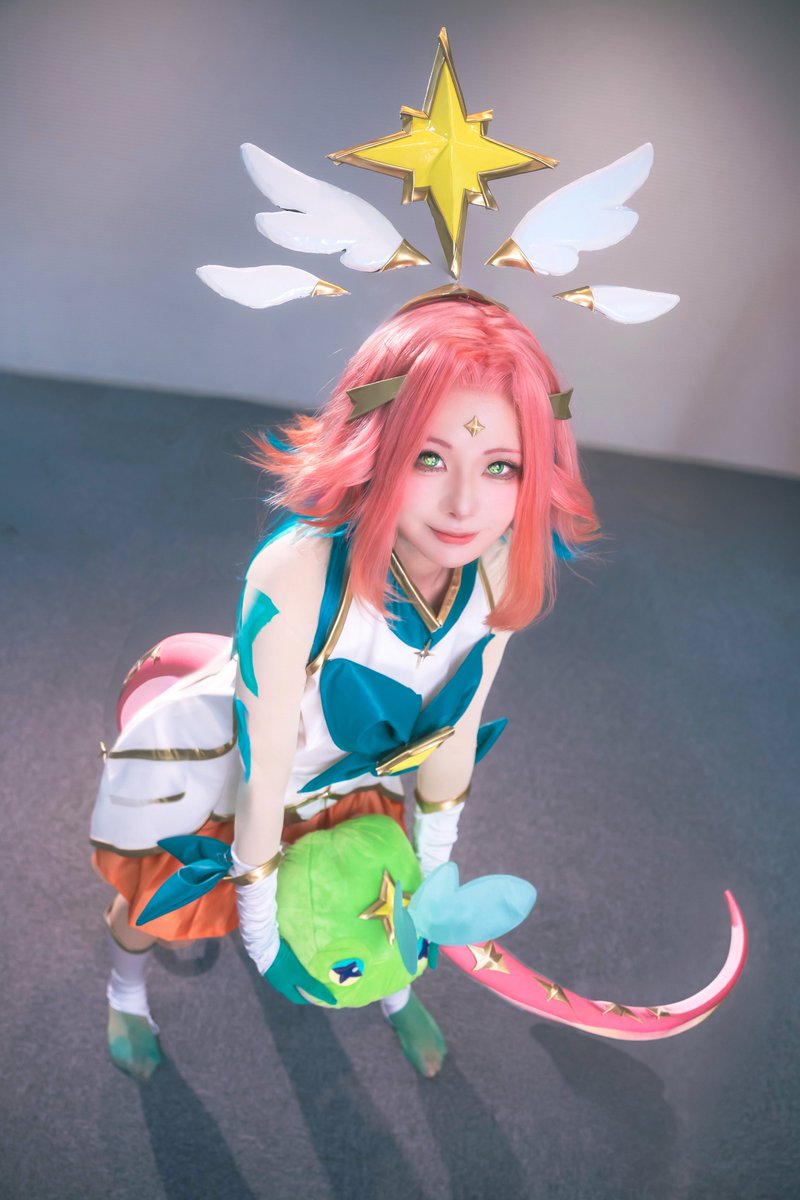 mari_maeri's tweet photo. cos League of Legends
Neeko🦎⭐️🪽

photo by @temo_z 
#ろこぱ6 #lolcosplay https://t.co/YaFI3NxhId