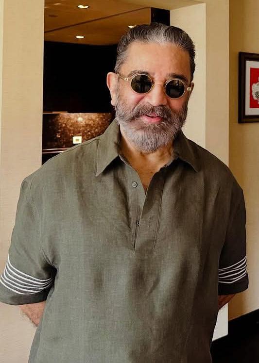 ulaganayagan1's tweet photo. தலைவர் #Drishyam 2 மற்றும் 3  பாகங்களில் நடிக்காதது ஏன் என்று தெரியவில்லை! 

 ஆனால் @Mohanlal அவர்களின் நடிப்பை மிஞ்சி ஒருவர் அந்த கதாபாத்திரத்தில் நடித்து வெற்றி பெற முடியும் என்றால் அது நம்மவர் ஒருவர் தான்!

#mohanlal
#kamalhaasan #Drishyam3 @maiamofficial @RKFI https://t.co/8OYGGPAOIc