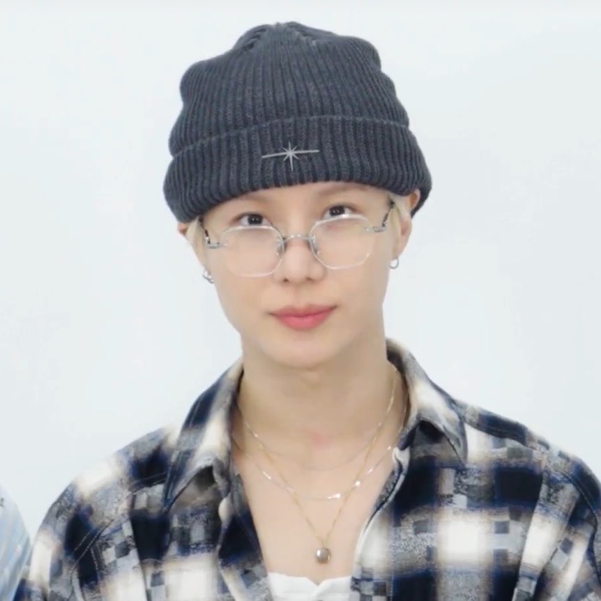 저화질의 태민 tweet media