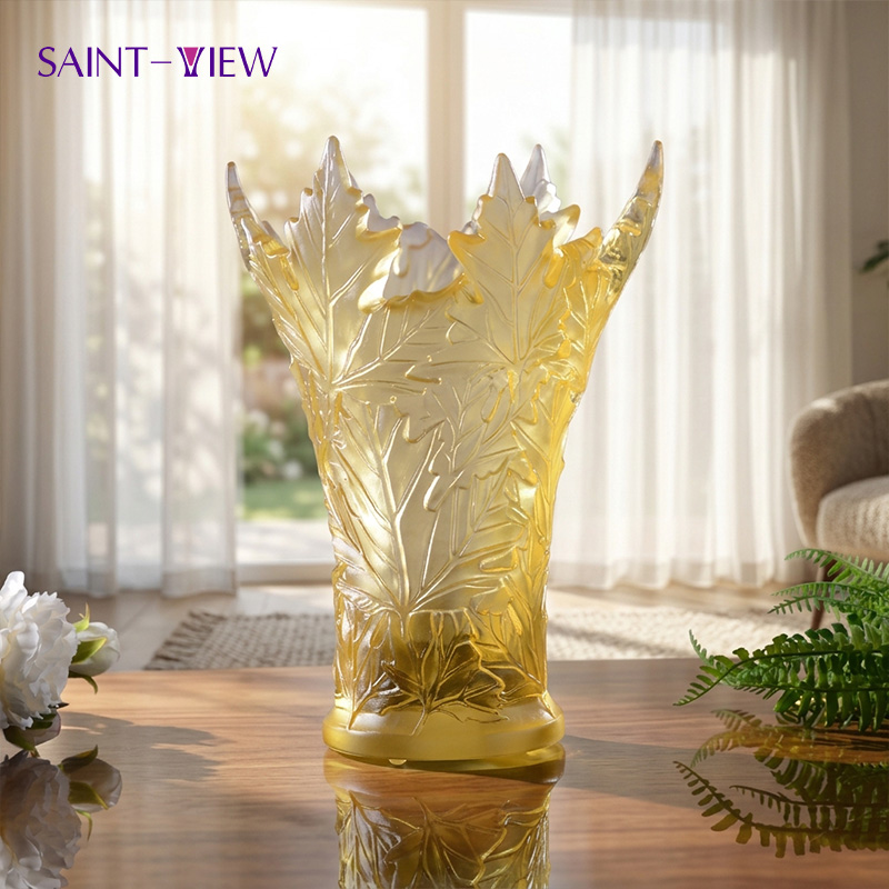 AnandaLu1's tweet photo. 🍁 SAINT-VIEW LUXE MAPLE LEAF VASE COLLECTION
🌏Where timeless glass art meets nature’s most elegant silhouette.
🤍Pristine Frosted White: ethereal elegance
👑Warm Amber Gold:  opulent warmth
#SAINTVIEW #LuxuryHomeDecor #CrystalVase #MapleLeafArt #ElegantInteriors #HomeStyling https://t.co/H6k47ztyBX