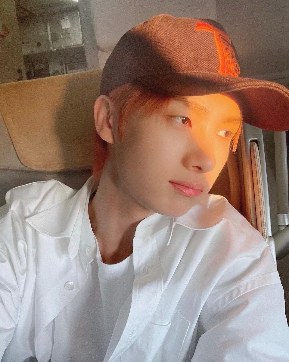 youngjae tweet media