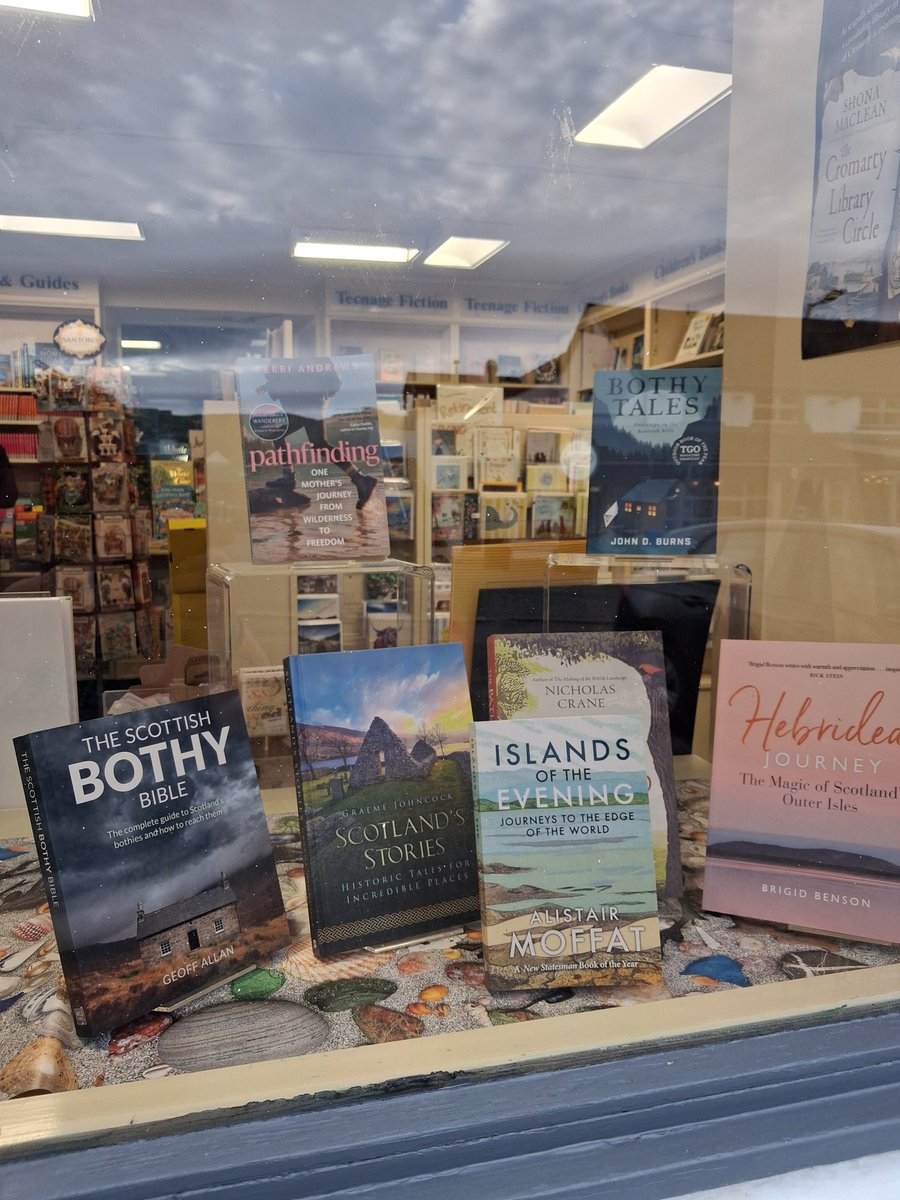 UllapoolBookshop tweet media