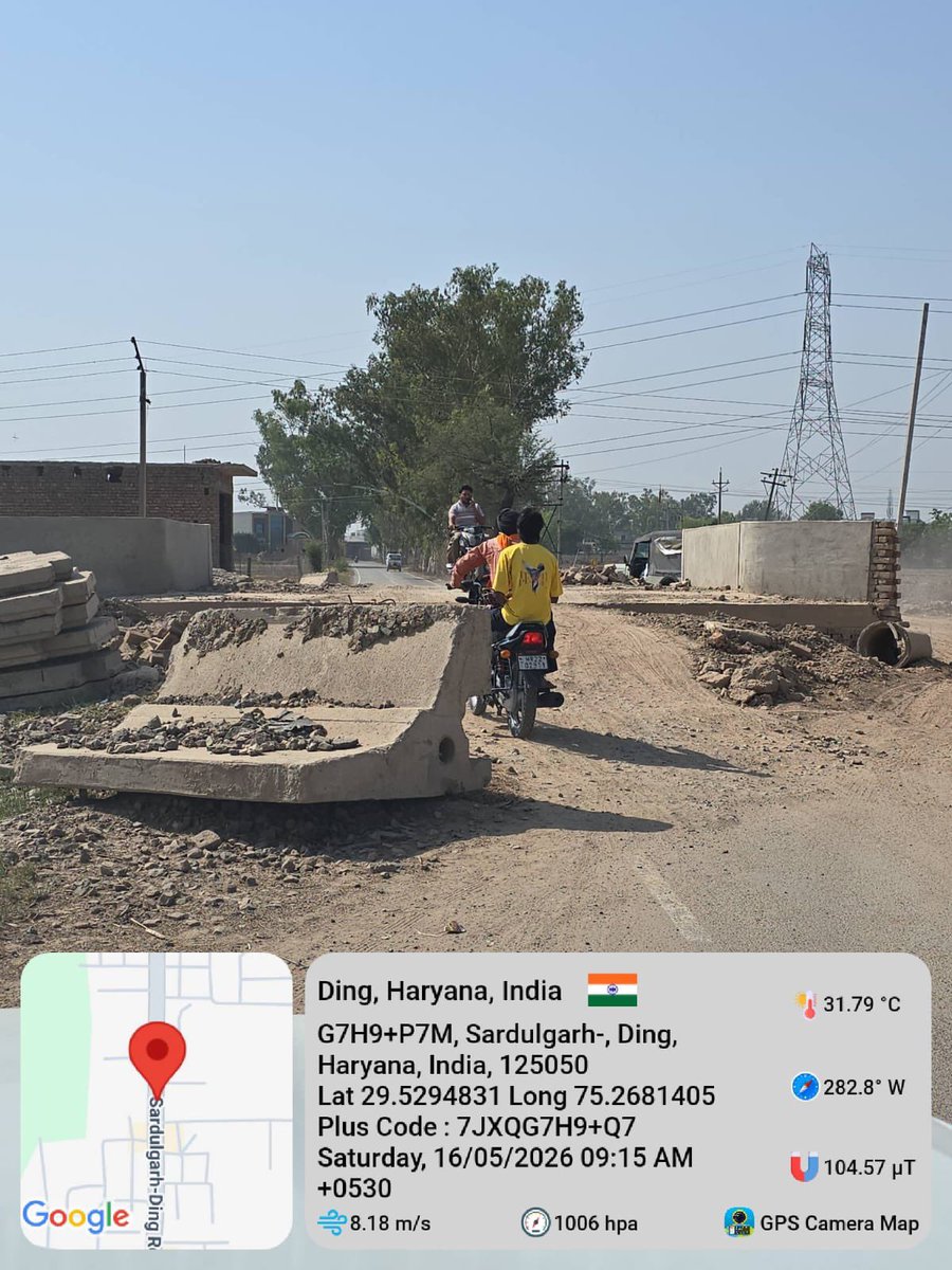 dhillon855's tweet photo. @cmohry @PMOIndia mere gao me rangoi nale par pull ka kam chal rha hai jis kam ke liye thekedar ne rangoi nale ke band ki mitti ko personal kam ke liye istmal kiya hai jiski karan rangoi nala ki band ko kacha kr diya gyea hai aagr barsat aati hai too band tutne ka khatra hai https://t.co/gwBMJlPCZe