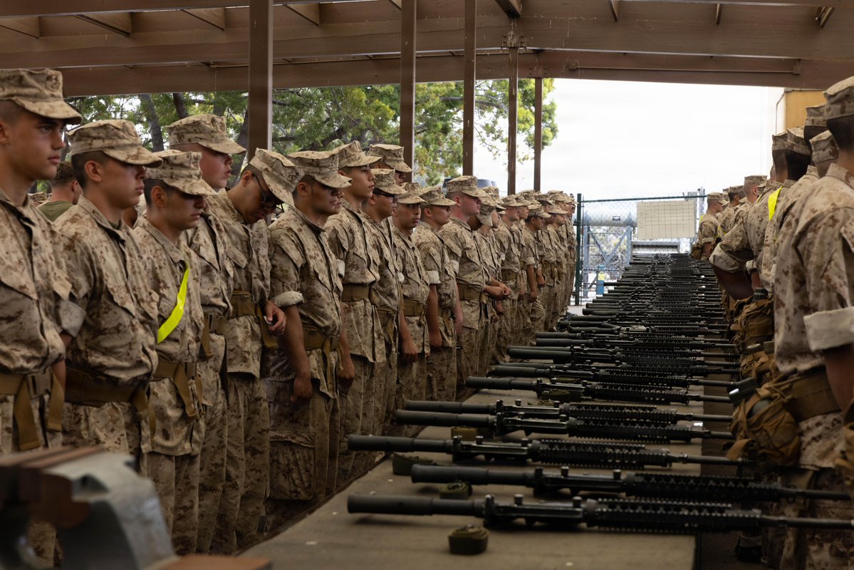 MCRD San Diego tweet media