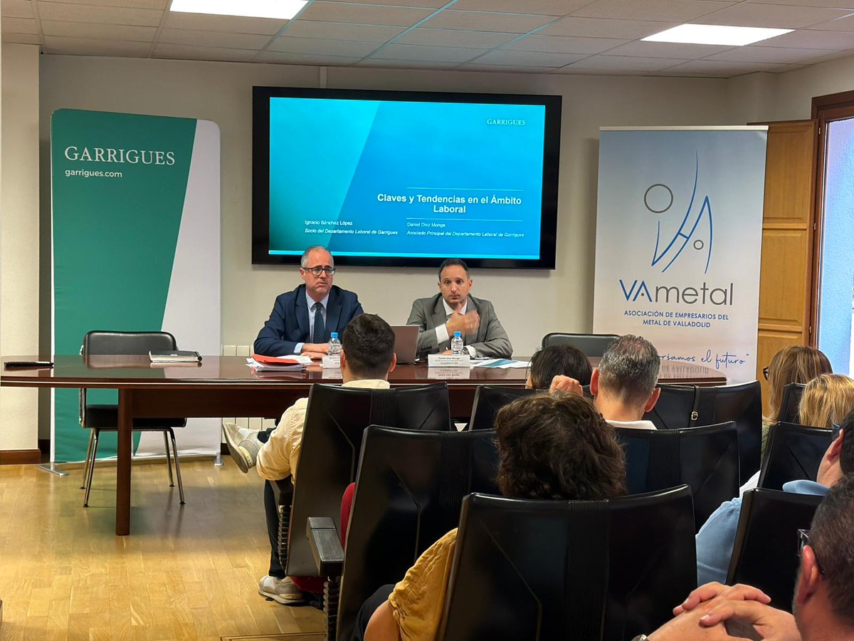 AVametal's tweet photo. ⏳Comienza la jornada "Claves y Tendencias en el Ámbito Laboral: Actualidad 2025-2026” que celebramos hoy en nuestra sede en colaboración con GARRIGUES

🧑‍⚖️En esta jornada se abordarán, las principales novedades legislativas y jurisprudenciales 2025-2026

#permisos #incapacidades https://t.co/I67ESATLDF