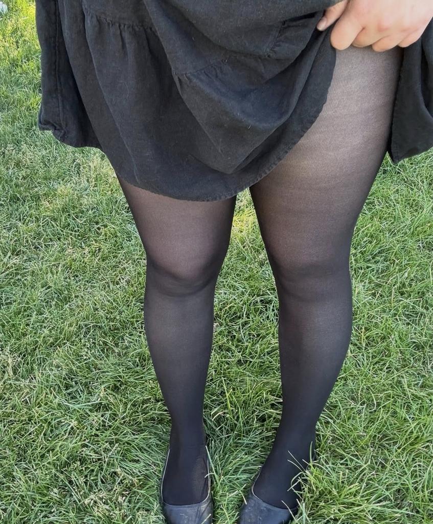 Alice_Goddess11's tweet photo. Im going clothes shopping, who wants to buy me some clothes https://t.co/rdEtAIvvzQ #nylon #tights #nylonlegs #tightsfetish https://t.co/ZoZhmTJTHx