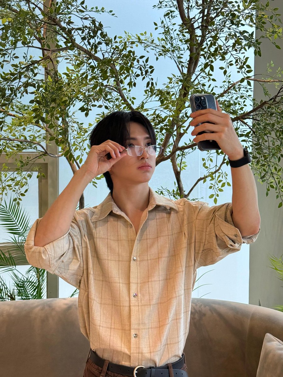 딩.. tweet media