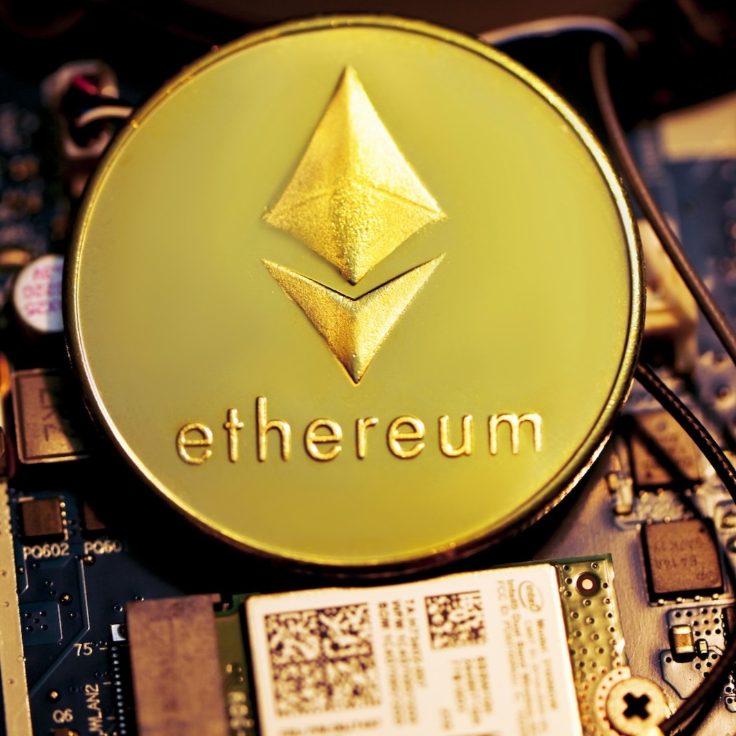 CoinMarketCap tweet media