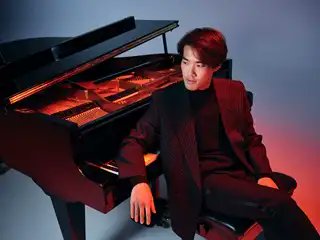 ConcertoNet's tweet photo. Lyon : Anna Rakitina dirige l’Orchestre national de Lyon avec @Bruceliupiano à @Auditorium_ONL https://t.co/kuN071PA3i https://t.co/y4nbbkQfZm