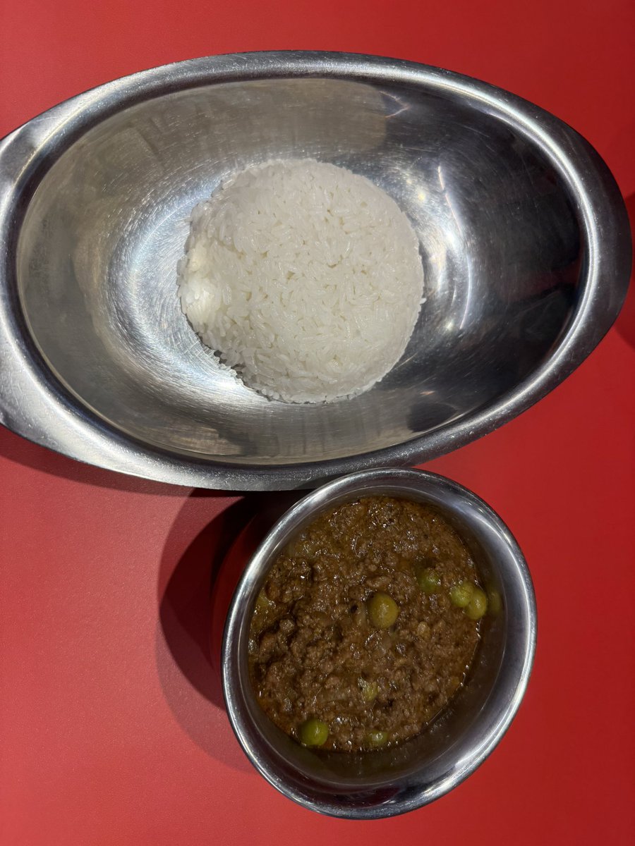 kei92LB's tweet photo. 下北沢のオイシイカレーさんでマトンキーマカレー🍛
辛味と旨味のバランスがいい😋
#下北沢
#カレー
#カレー巡り https://t.co/NzsCMIuLqY