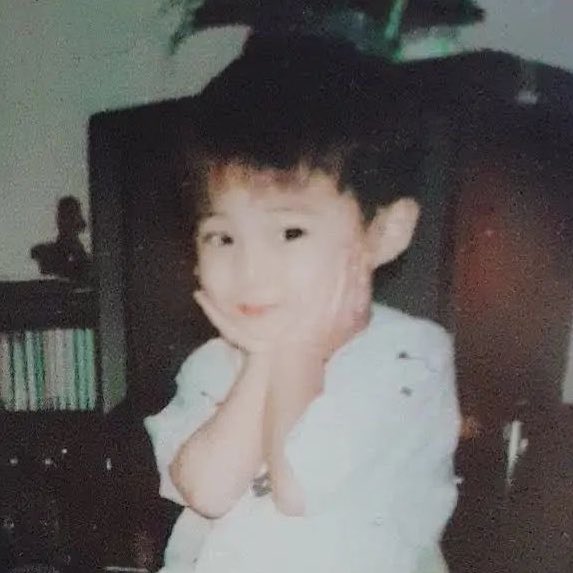 늘이 tweet media