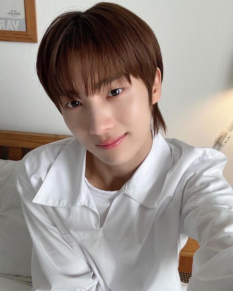 youngjae tweet media
