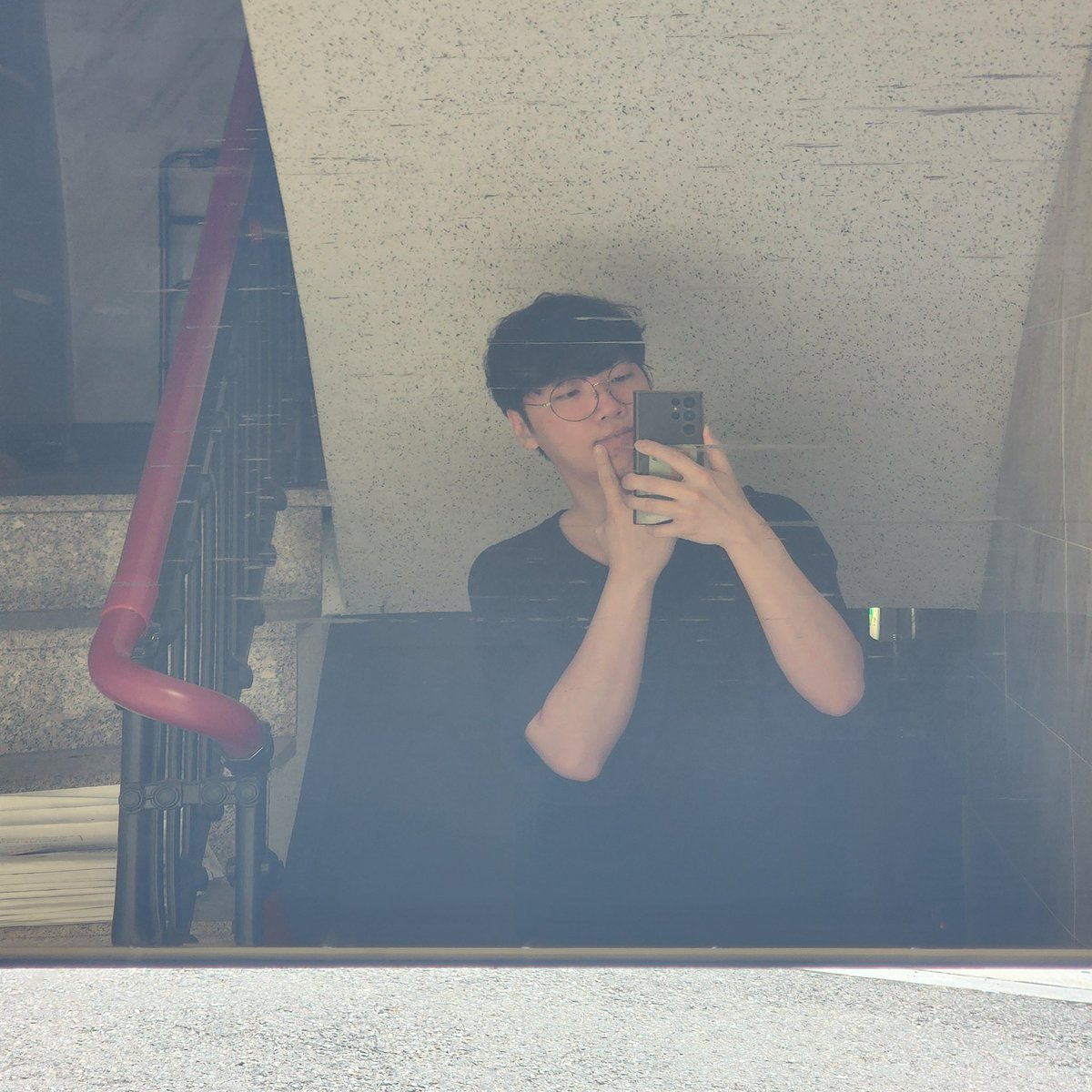 현이 (@hyun2_129) / Posts / X
