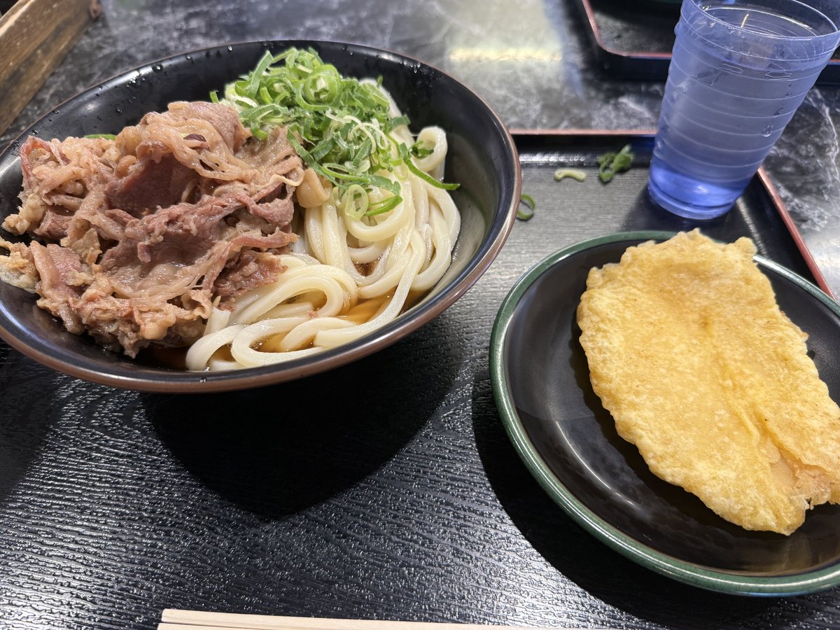 Khumanodo's tweet photo. クマノドー・ディナー https://t.co/LXBpud182Z