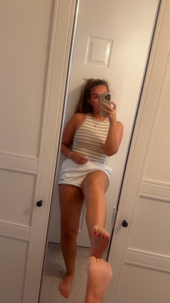 ivvyjaay's tweet photo. Who’s spoiling me today? Who’s contributing to my wedding? Always adding more stuff to the wishlist and always another day closer to my wedding day💍👰🏽‍♀️ https://t.co/3DCIel2NzP https://t.co/Eb7380J3PO