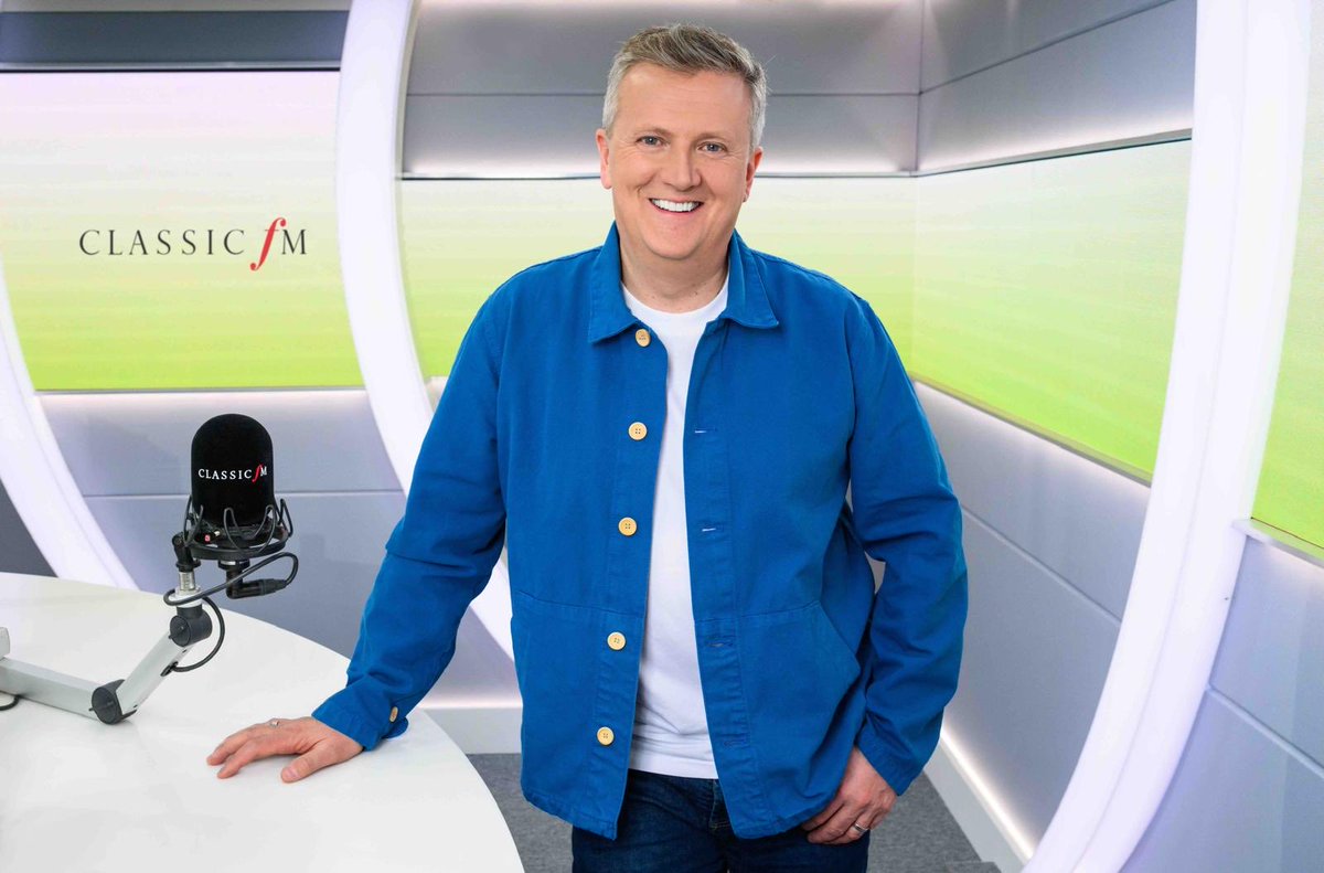 Aled Jones tweet media