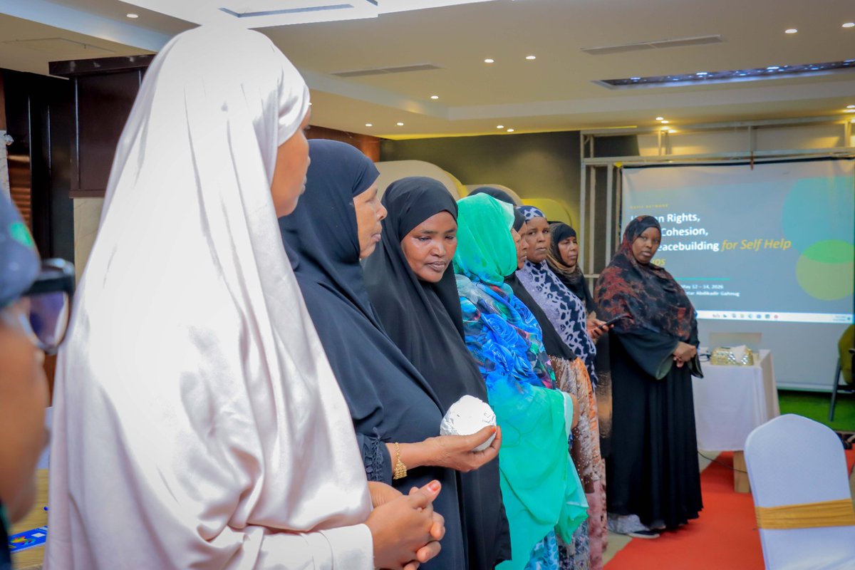NAFIS_NETWORK's tweet photo. Empowering youth and women-led SHGs in IDP camps and host communities through training on social cohesion, peaceful coexistence, conflict resolution, and women’s role in peacebuilding.

@PlanInt_Som 
#EUProject
#womenempowerment #CapacityBuilding #SHG https://t.co/gkDnj66YA6