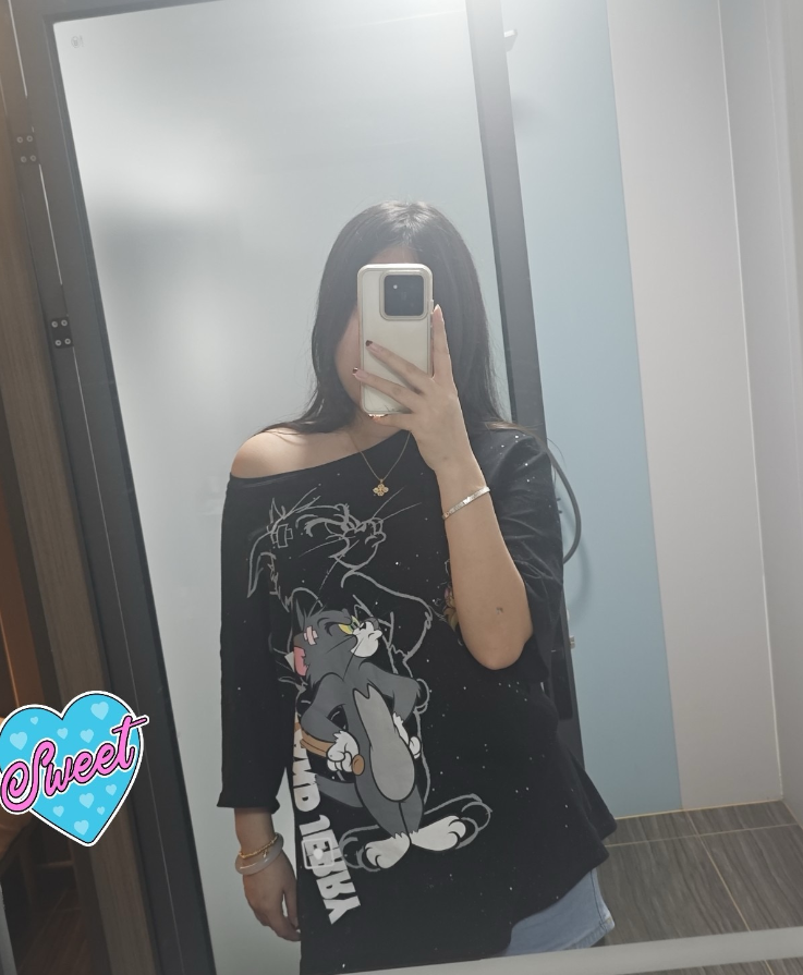 나비 tweet media