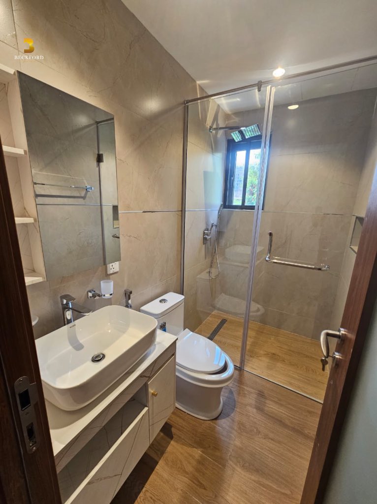 Beckford__'s tweet photo. -  Water heater
- Heat extractor
-  BQ 
- Swimming pool 
-  Study Room 
- Gym 

💰PRICE : N5.5B https://t.co/HjwQnJzN0C