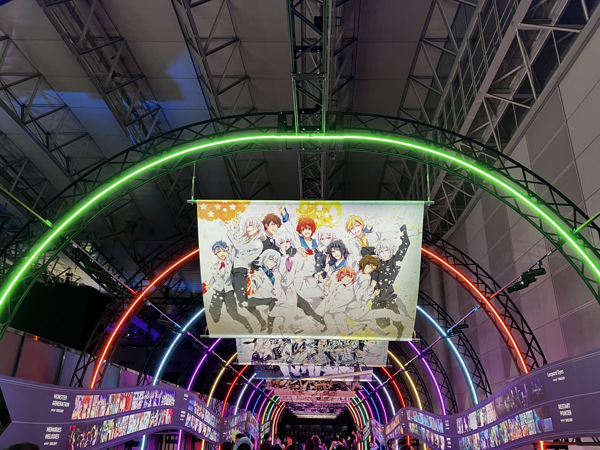 sn_esuno's tweet photo. アイナナEXPO楽しかった〜🌈結局3日間参加しちゃった… https://t.co/tqRXgCnSUO