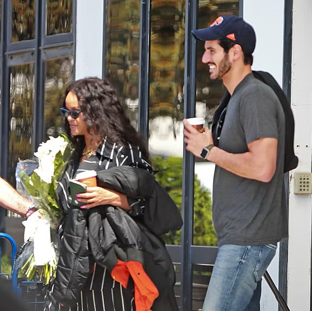 Ayo__musco's tweet photo. Rihanna opens up about her past relationship with billionaire Hassan Jameel.

“Honestly, I was depressed for almost a month after my breakup with Hassan Jameel. I feel like I was the reason it ended because he didn’t like my lifestyle, but that’s in the past now. Nobody has spent on me the way he did, not even A$AP Rocky. 

Since I’ve been with A$AP, I’ve actually spent more on myself than he has spent on me. But then again, you can’t really compare a businessman to a musician, the money difference is obvious. Still, I’m happy with A$AP now; he’s a good guy, and life moves on.”