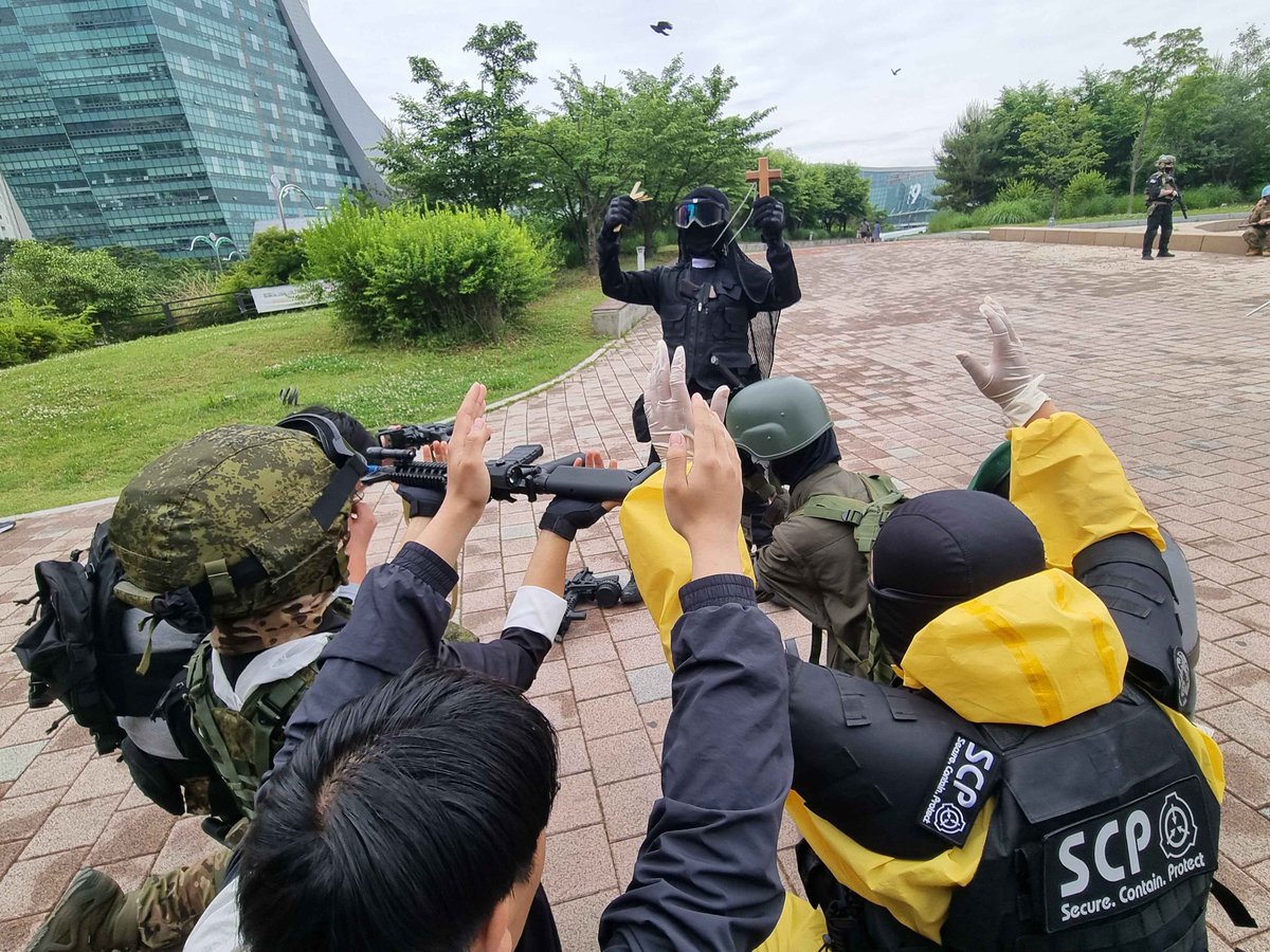 지박령/5월 수코 갑니다 tweet media