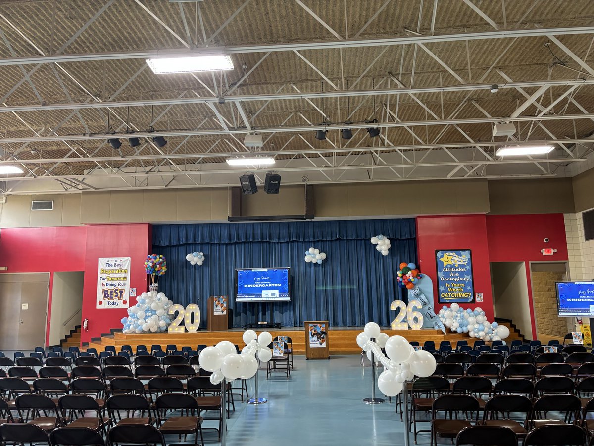 cbschick96's tweet photo. My last promotion/graduation season as a @HeflinHounds. The stage is beautiful, the kids are excited, and @TechTeacherMorg &amp; @TheTall_AP are set to MC. It’s going to be great! https://t.co/YyeWziU8MZ