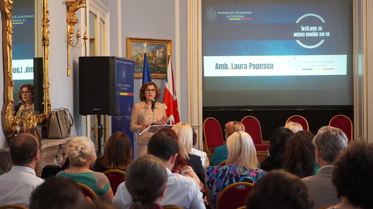 Laura Popescu tweet media