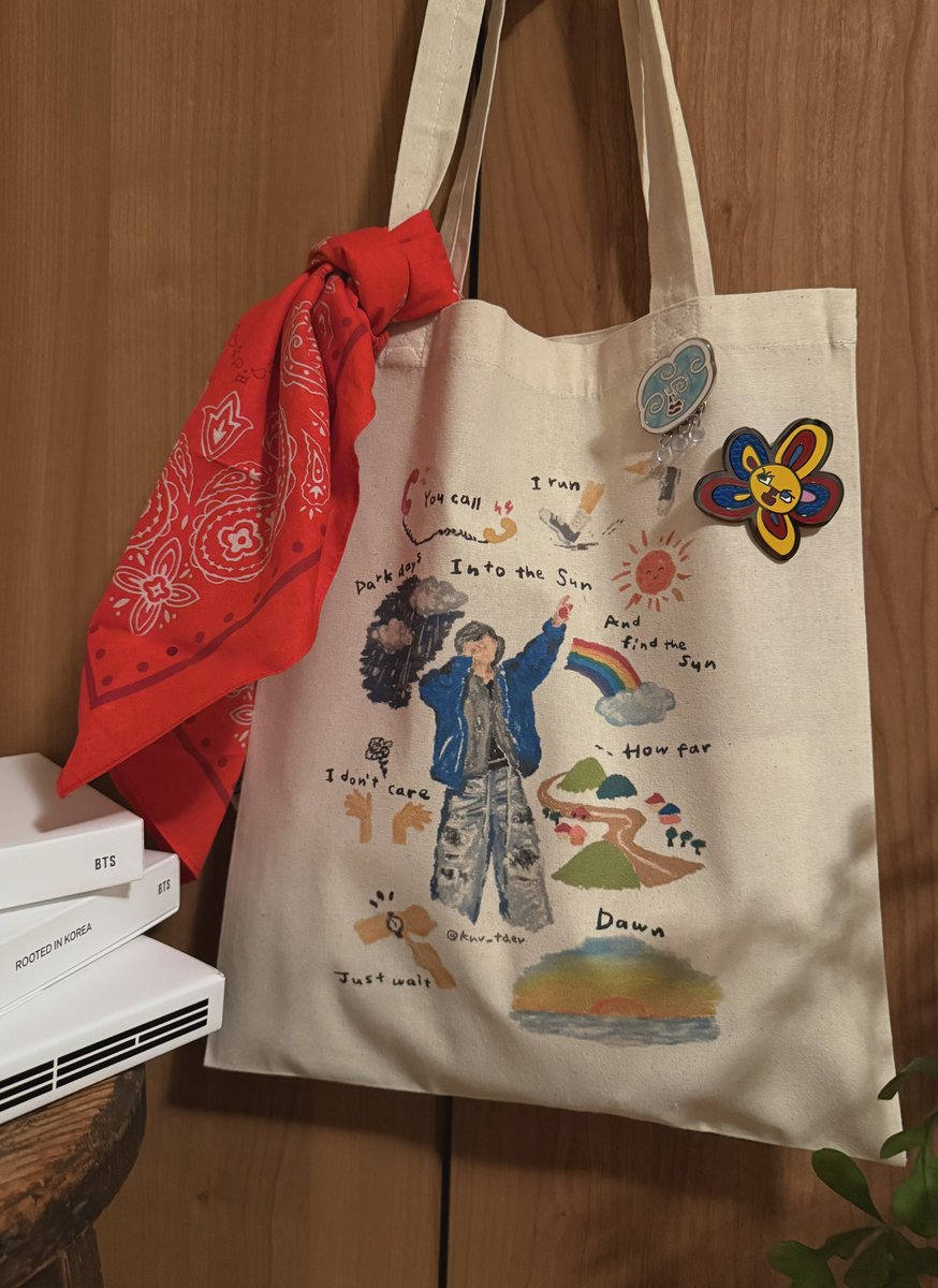 knv_taev's tweet photo. Into the Sun tote bag❤️
かわいく出来た☺️ https://t.co/9La6ZGOitf