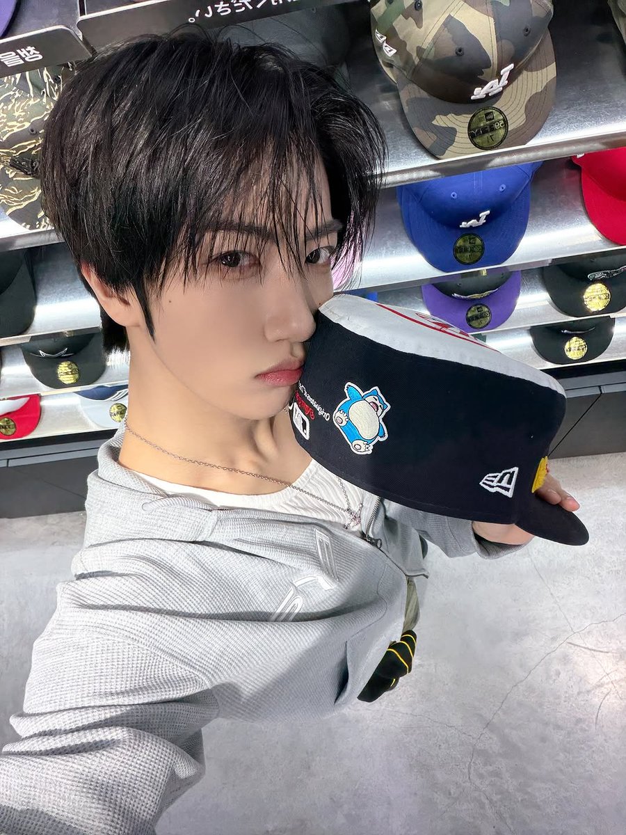 pie_IIEO's tweet photo. 260506 응원하는 팀이 지더라도 우리 안아주어요
#광고 #NewEra #뉴에라 #59FIFTYDAY @ newerakorea (1) https://t.co/ltJrIoFQI8