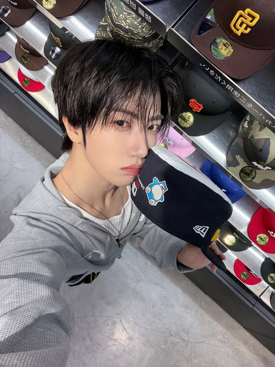 pie_IIEO's tweet photo. 260506 응원하는 팀이 지더라도 우리 안아주어요
#광고 #NewEra #뉴에라 #59FIFTYDAY @ newerakorea (1) https://t.co/ltJrIoFQI8