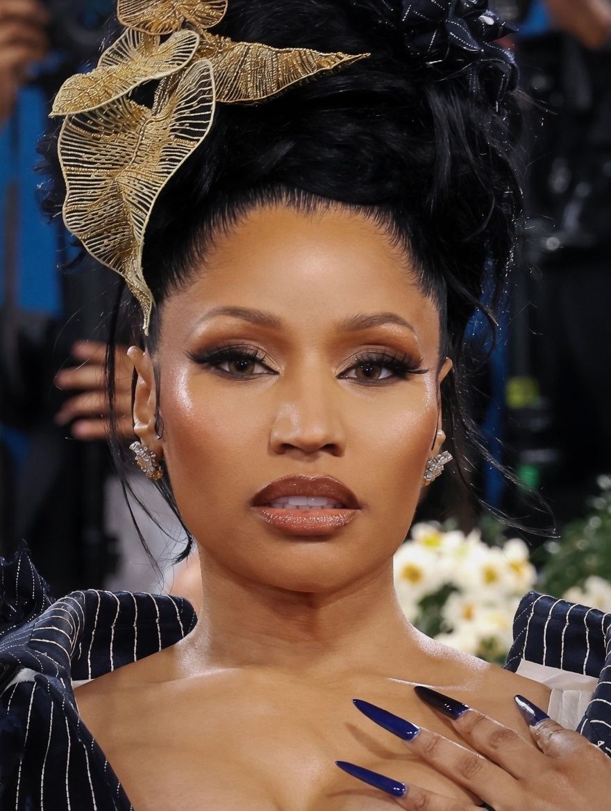 Hourly Minaj tweet media