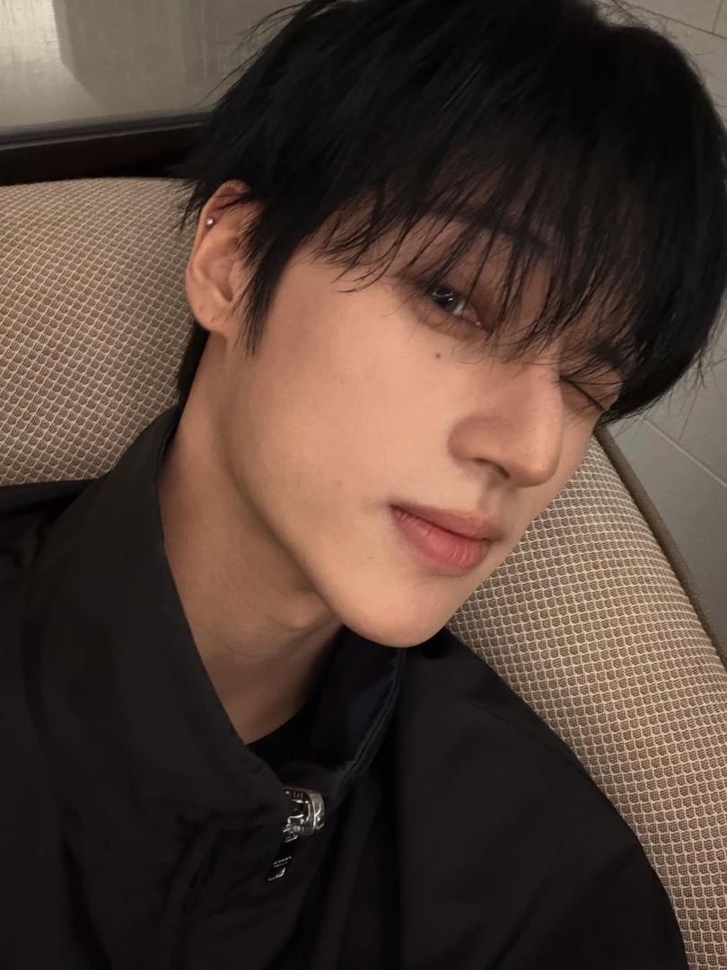 xselfol's tweet photo. 💛 Hi Trying to looking someone who want sharing some affection and lil bit story of the day, not only for today, no gender preference but if you my bias or my member can get free, just reply about yourself. https://t.co/v4cxnkgGl6