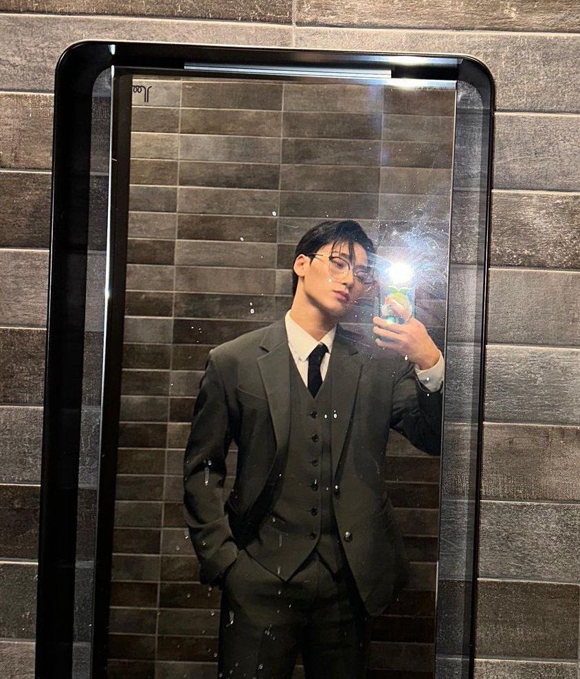순이 tweet media