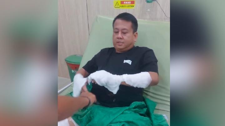 andreasharsono's tweet photo. Parlemen Eropa mengeluarkan resolusi guna mendesak pemerintah Indonesia mencari orang yang bertanggungjawab atas serangan terhadap pembela hak asasi manusia dan lingkungan hidup Andrie Yunus di Jakarta dan Muhammad Rosidi di Pulau Bangka https://t.co/mgXF403FH0 https://t.co/ydgkIVl48z