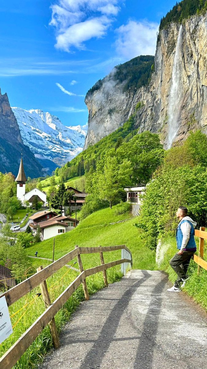 flower6260's tweet photo. 🌹No County can Compete with Beauty of Switzerland 🇨🇭 https://t.co/dXRiJuhuw9