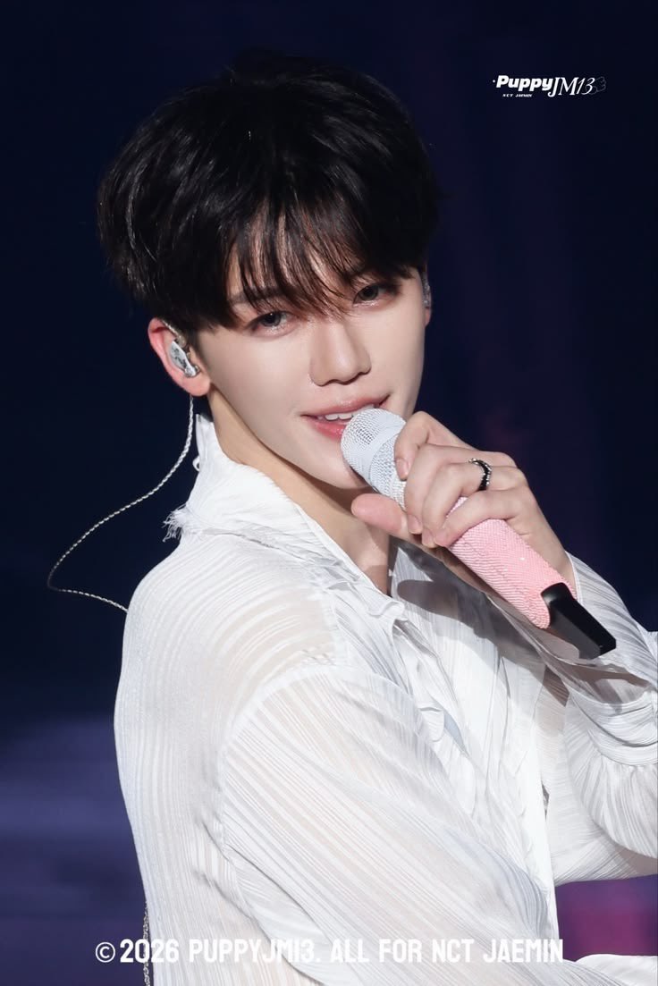 쩬 tweet media
