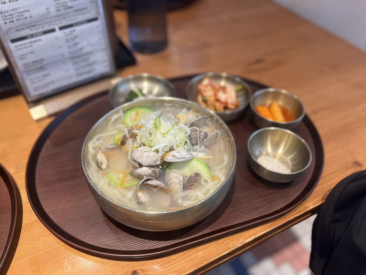 bbbb7302's tweet photo. More food https://t.co/KcTuIGNp12