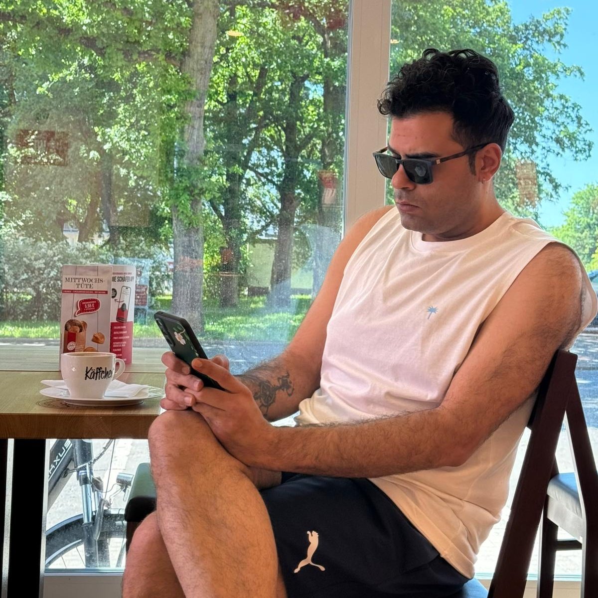 Navid tweet media