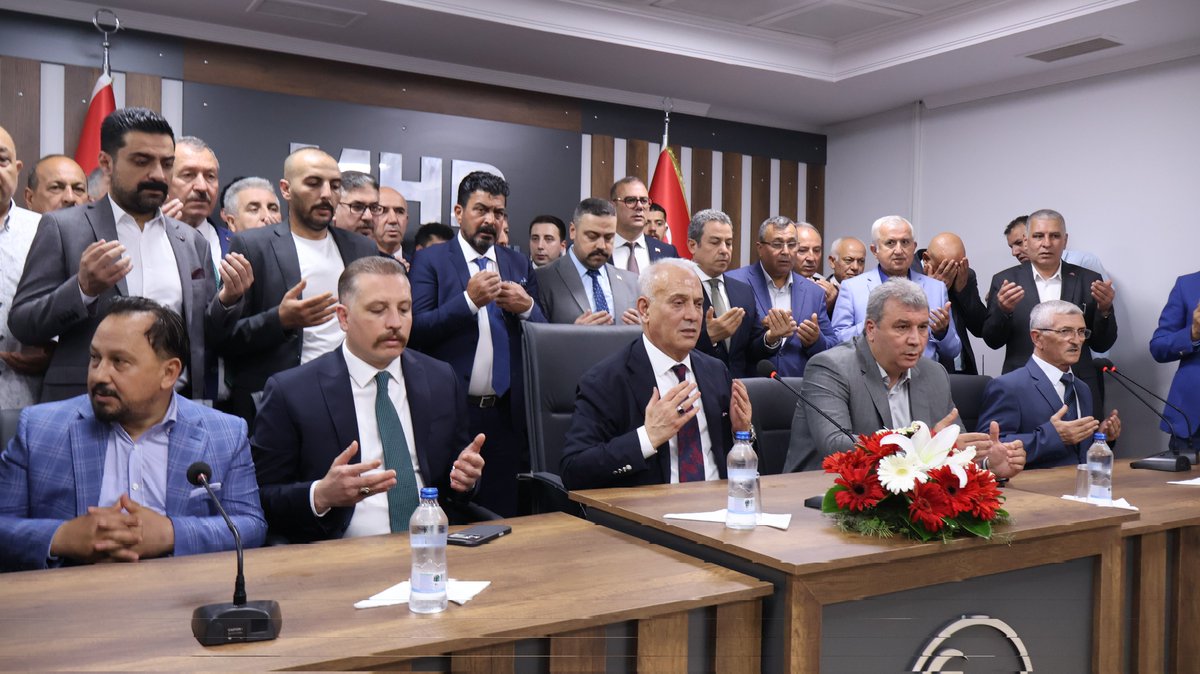 01_mhp's tweet photo. 📍Milliyetçi Hareket Partisi Adana İl Başkanlığı 

Kurban Bayramı münasebetiyle düzenlediğimiz bayramlaşma törenimiz yoğun ve samimi bir katılımla gerçekleştirildi.

İl Başkanımız Yusuf Kanlı'nın ev sahipliğinde düzenlenen programa Milletvekilimiz Muharrem Varlı, İl Divan Kurulu Üyelerimiz, Ülkü Ocakları İl Başkanımız Cem Tutsoy, İl Yöneticilerimiz, İlçe Başkanlarımız, Sarıçam Belediye Başkanımız Bilal Uludağ, Karaisalı Belediye Başkanımız Bekir Şimşek, Kaçep İl ve İlçe Başkan ve Yöneticilerimiz, geçmiş dönem İl ve ilçe başkanlarımız, partililerimiz ve sivil toplum kuruluşlarımızın temsilcileri katıldılar. 

İl Başkanımız Sayın Yusuf Kanlı, sevincin ve birlikte paylaşıldığı törene gösterilen oldukça yoğun ilgiden duyduğu memnuniyeti dile getirdi.
Sayın İl Başkanımız; tüm katılımcılara teşekkür ederek, bayramların milli ve manevi duygularımızı pekiştiren, dargınlıkları unutturan müstesna günler olduğunu vurguladı, katılımcıların ve tüm hemşehrilerimizin bayramını kutladı.

Birlik, beraberlik ve huzur içinde nice bayramlara...