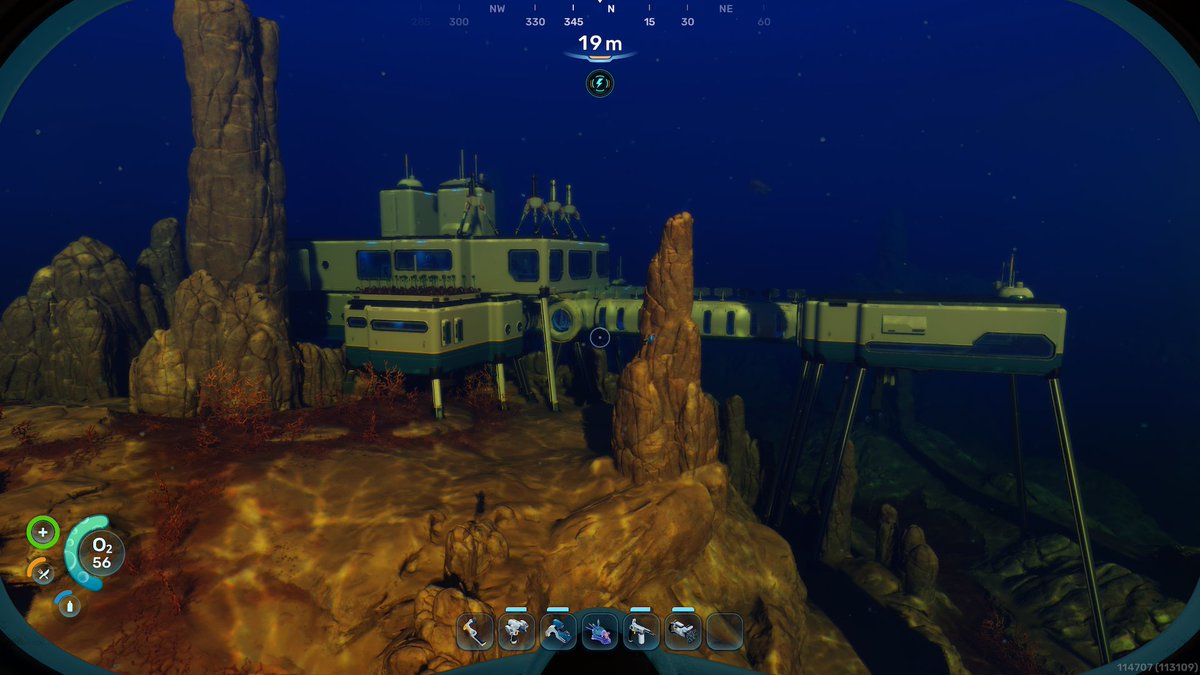 Kayticdeer's tweet photo. Getting those good sleeps in @Subnautica https://t.co/O64PKeCgfm