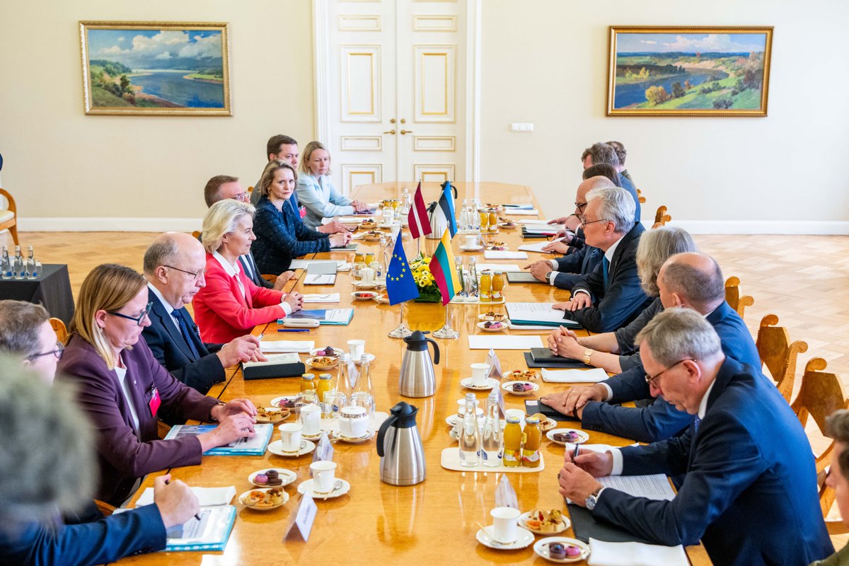 Gitanas Nausėda tweet media