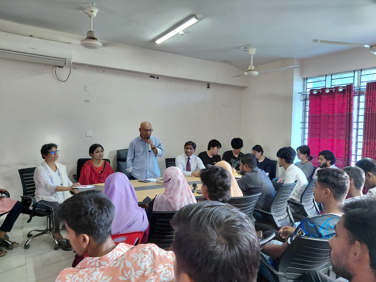 probhaaurora's tweet photo. @YRE volunteers in @Bhola continue to drive environmental action and have shown strong interest in @mangroverestoration, @sciencebased training, and @GreeningEducation initiatives such as @EcoSchools and @LEAF. @SERestoration @probhaaurora https://t.co/JSLGCApBqw