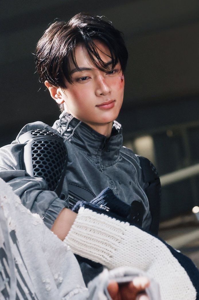 yoon tweet media