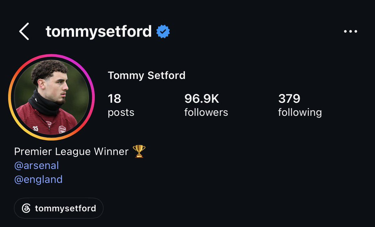 🥤𝐁𝐚𝐧𝐤𝐬 tweet media