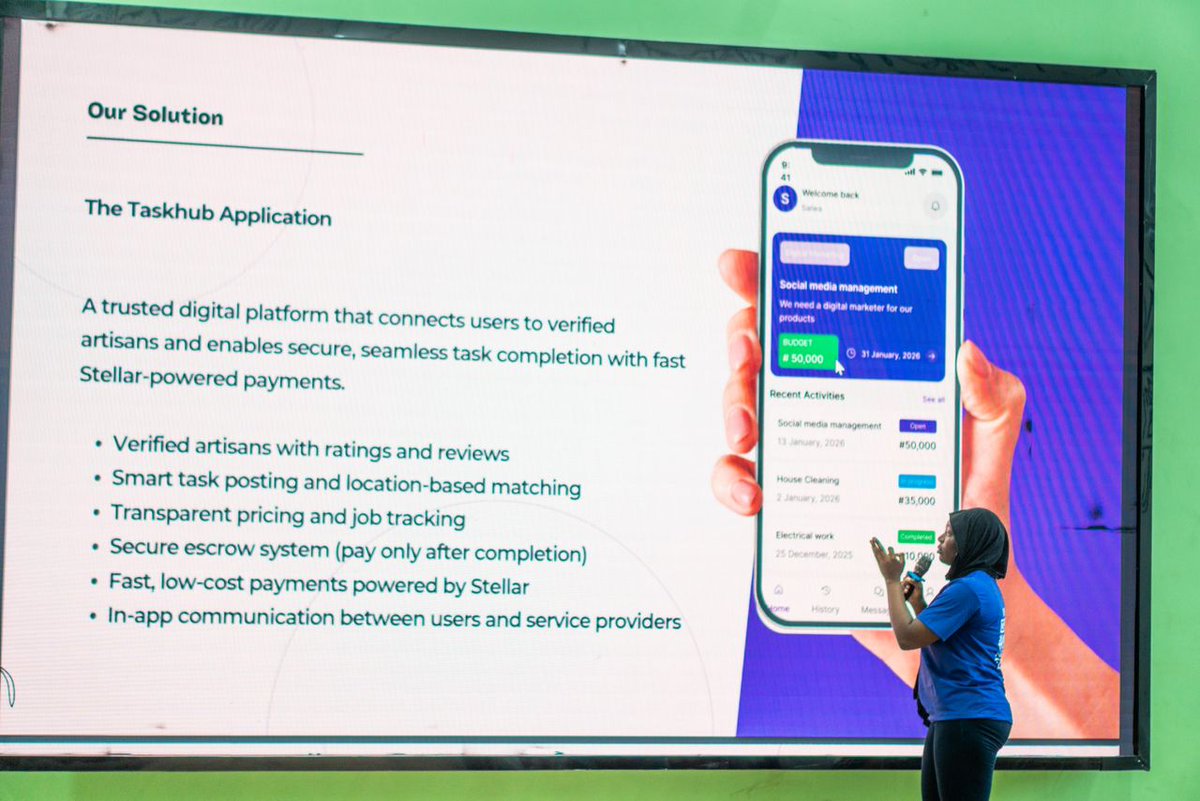 IlorinHub's tweet photo. and strengthening connections within the tech ecosystem. It was truly an inspiring experience that highlighted the creativity, talent, and potential within the industry.
#ProductShowcase #IHSTowers #CCHub #KWSG #Innovation https://t.co/sTl8T9MzfR