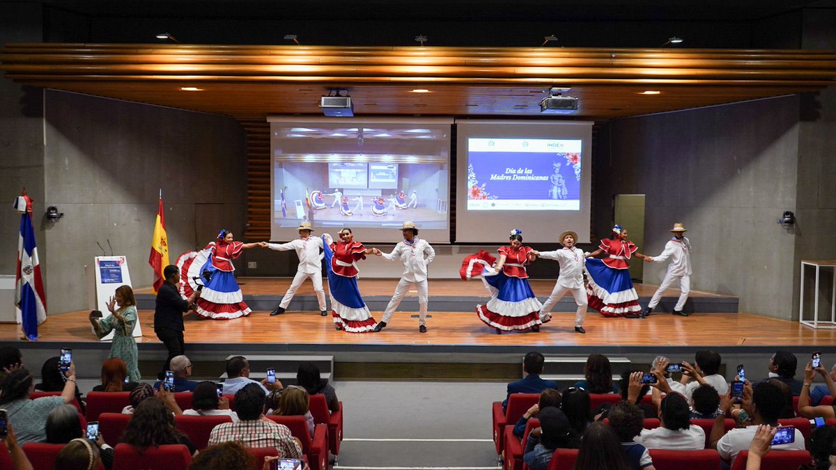 Embajada de la República Dominicana en España tweet media