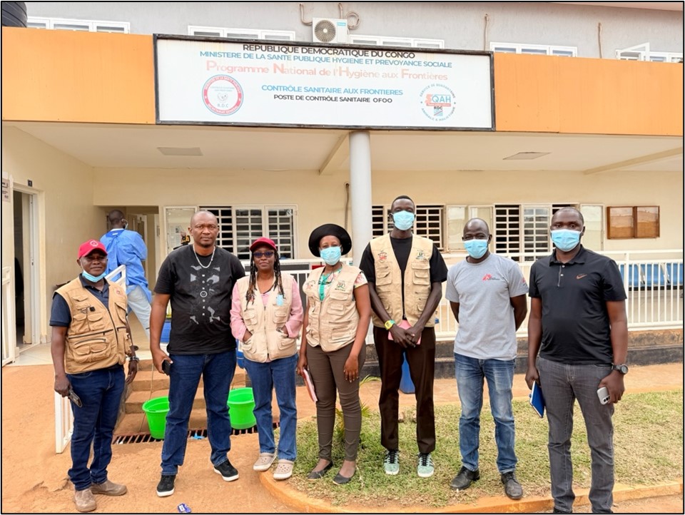 UNIPH3's tweet photo. Uganda’s trained disease detectives are containing the Bundibugyo Ebola outbreak. Rapid contact tracing, PoE surveillance app deployment, and UNIPH-trained teams in Hoima, Arua, and Kampala now emphasize the power of capacity building and collaboration. https://t.co/7AeLmErn4U