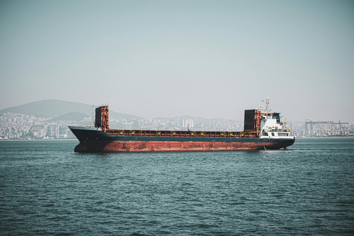 AcademyNavis's tweet photo. Despite expectations of increased activity ahead of Eid al-Adha, freight rates on the Azov–Marmara route fell this week. Mr.Engin Koçak's latest: Dry Cargo Market Review 18-22 May 2026.
https://t.co/hnceM9vNka https://t.co/9qbHtCLEKC
