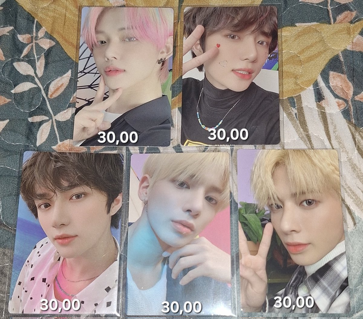 hyukasroll's tweet photo. VENDO/VENDA TXT SOOBIN YEONJUN BEOMGYU TAEHYUN 

- valores + superfrete
- sem avarias
- envios nas sextas-feiras
- envio vídeo no pv
- feedbacks: https://t.co/AZER6Xv9Fj https://t.co/2rJHvvrj97
